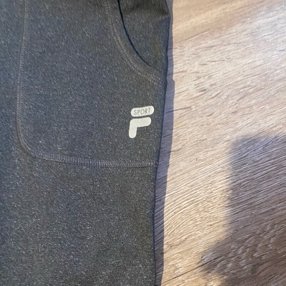 Fila lounge size small - Picture 3 of 4